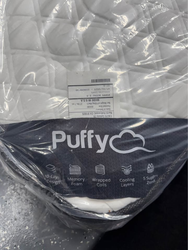 Puffy Royal Hybrid — Queen Mattress (Like New)