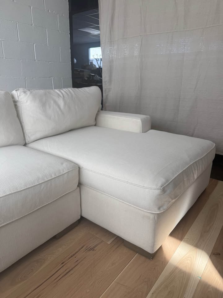 3 Piece Sectional Couch with Chaise