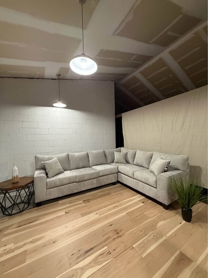 Gray 2-Piece Sectional Couch