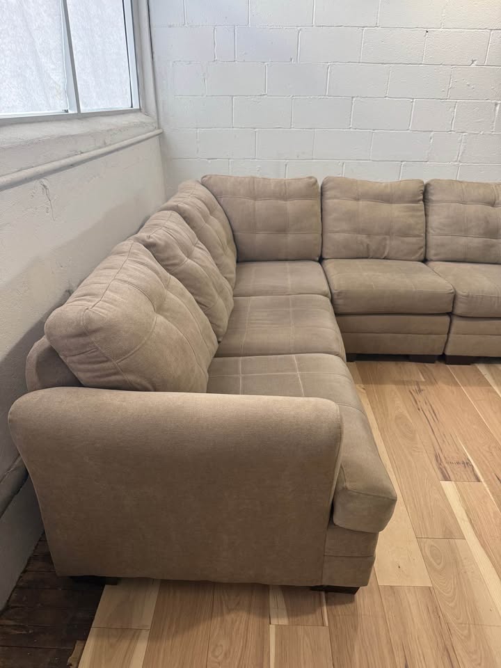 Tan 3-Piece Sectional