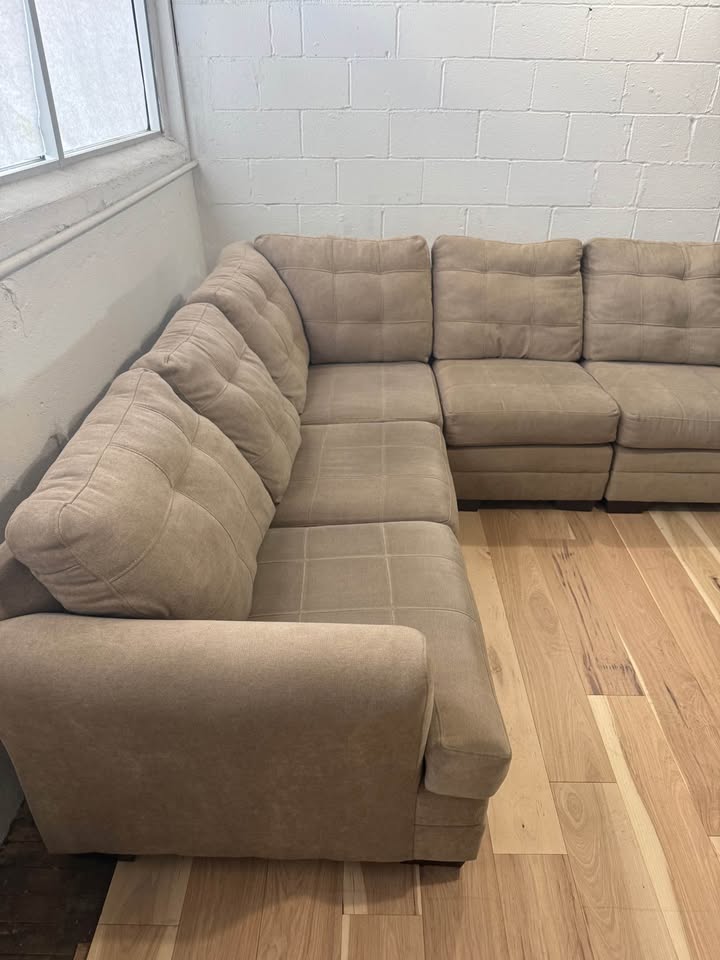 Tan 3-Piece Sectional