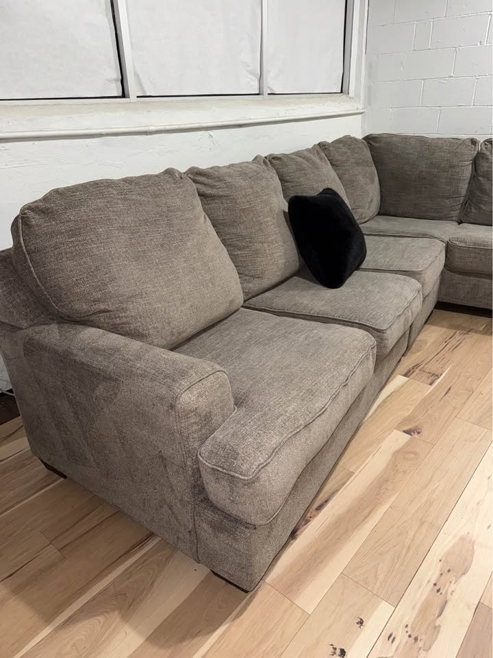 Gray 3-Piece Sectional Sofa