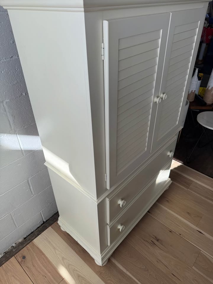 Broyhill Armoire / Wardrobe Cabinet – Solid & Clean