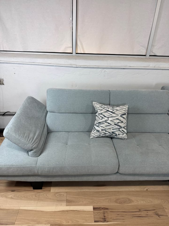Large Modern Sectional Sofa – Light Gray | 122” x 94”