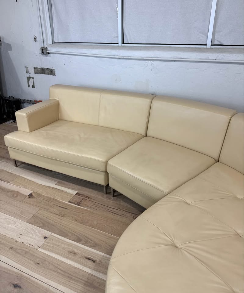 Benicarlo Italian Leather 3-Piece Sectional Sofa