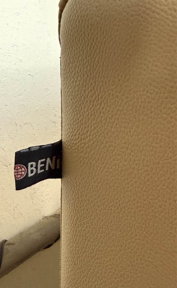 Benicarlo Italian Leather 3-Piece Sectional Sofa