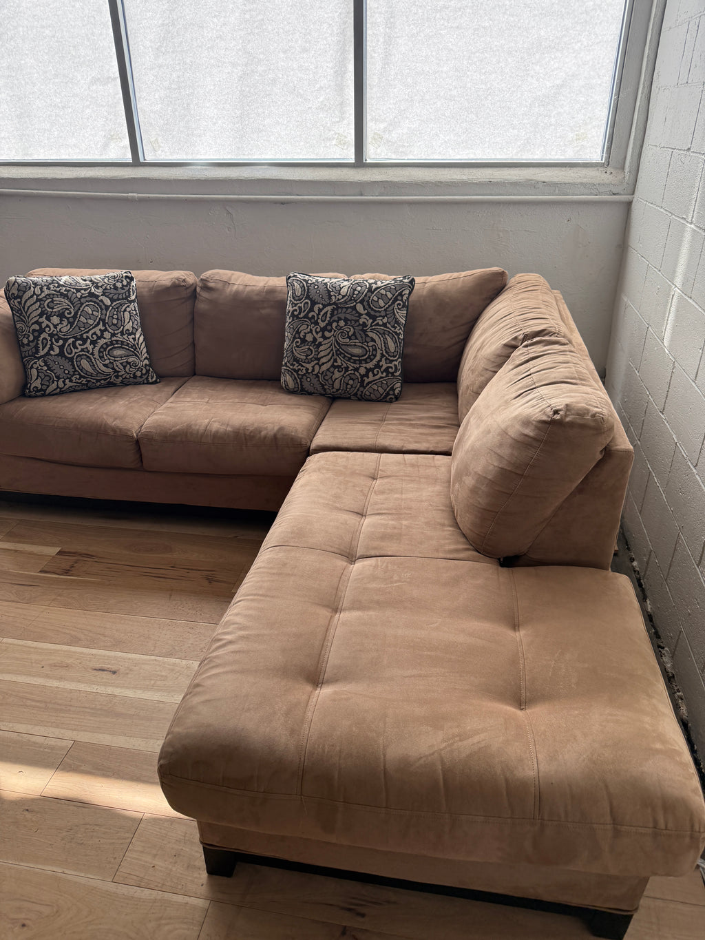 Brown 2-Piece Sectional Couch – Great Condition