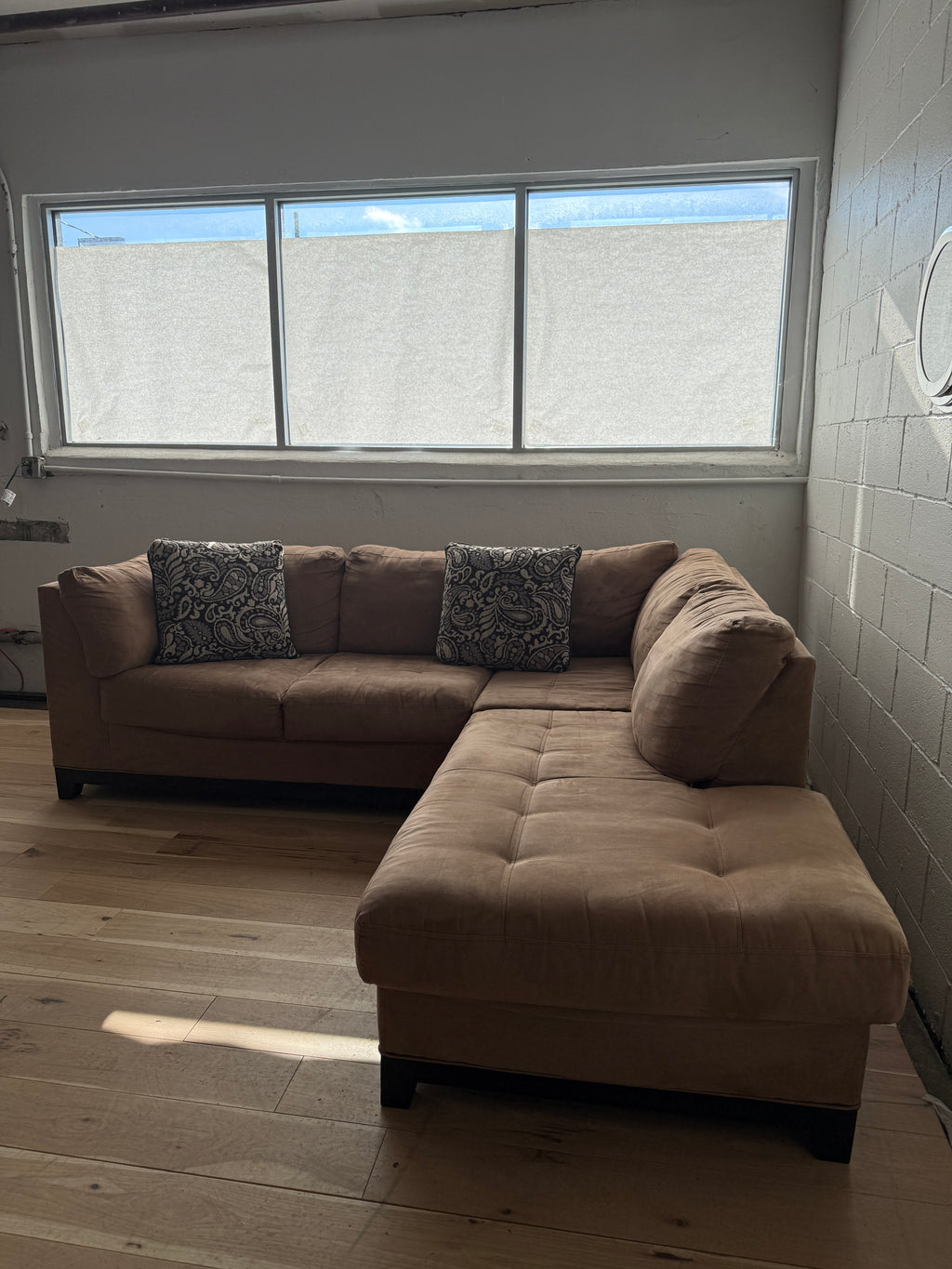 Brown 2-Piece Sectional Couch – Great Condition