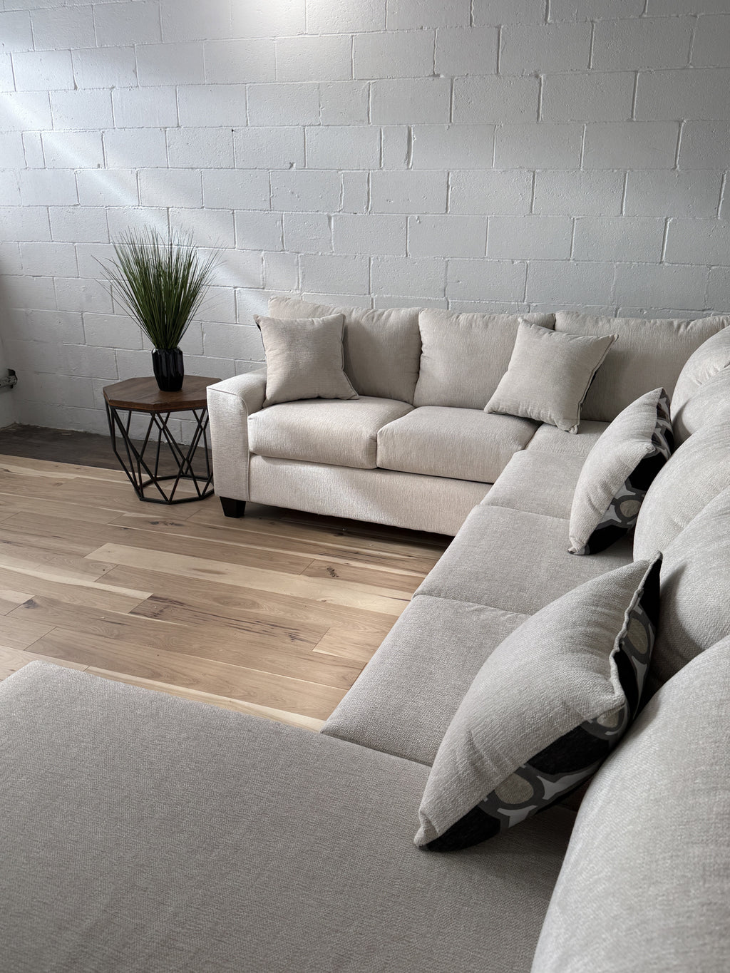 Light Cream 3-Piece Sectional