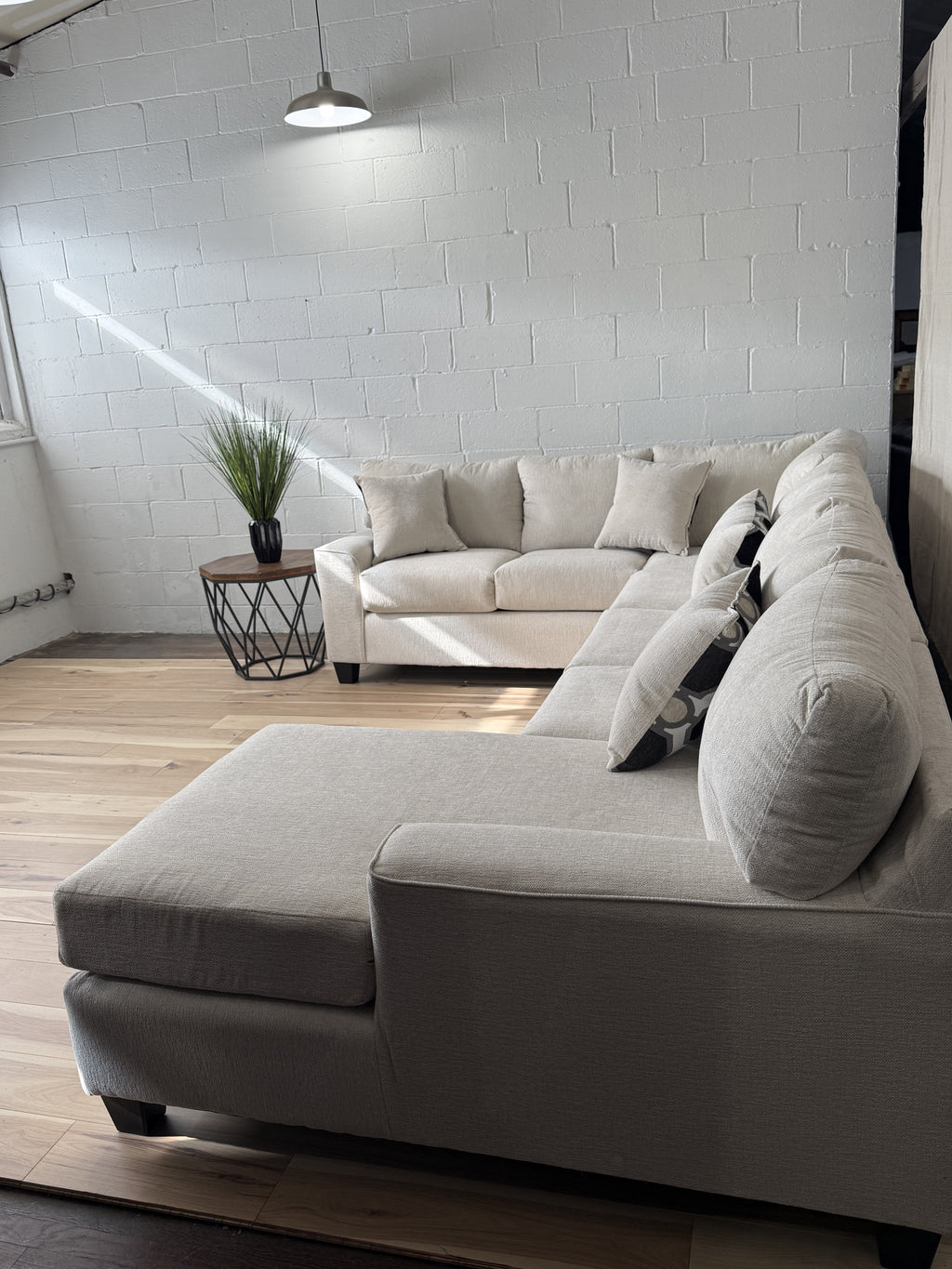 Light Cream 3-Piece Sectional